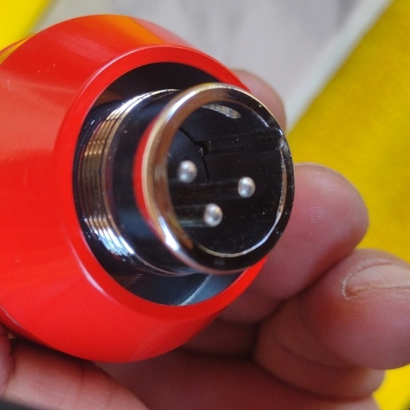 Red BM-800 Condenser Microphone - Picture 3 of 3